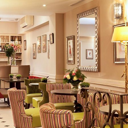 Hotel Des Comedies Париж Ресторан фото