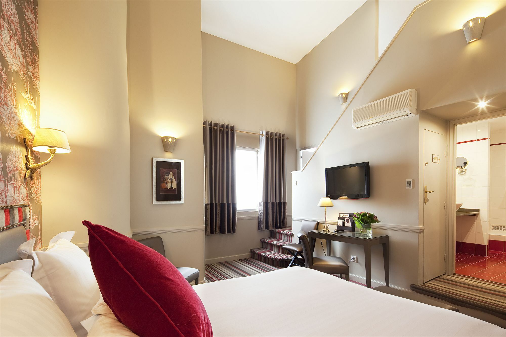 Hotel Des Comedies Париж Номер фото